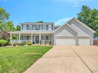 21 Coachlight Sta, Saint Peters, MO 63376