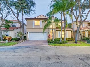 1065 Weeping Willow Way, Hollywood, FL 33019