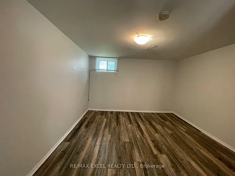 244 Demaine Cres #BASEMENT — Photo 15