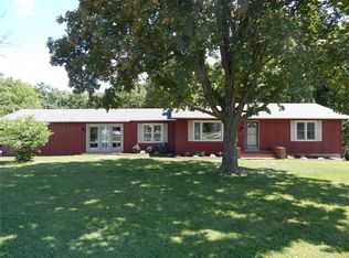 207 Westwoods Rd, Wright city, MO 63390