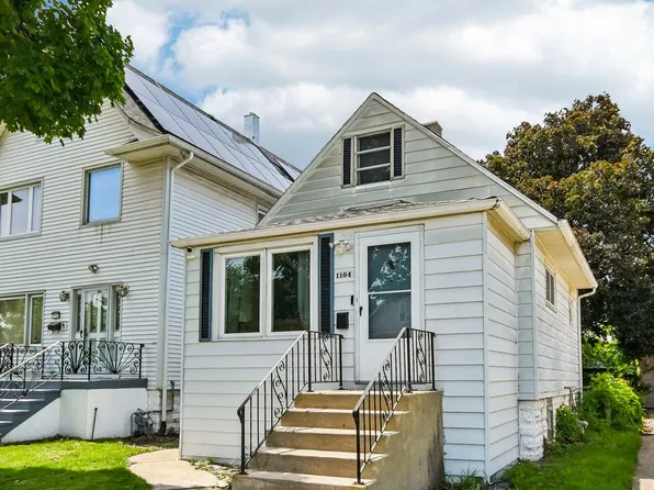 1104 N 12th Ave, Melrose Park, IL 60160