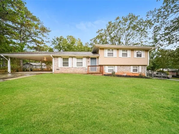 82 Heron Dr, Riverdale, GA 30274