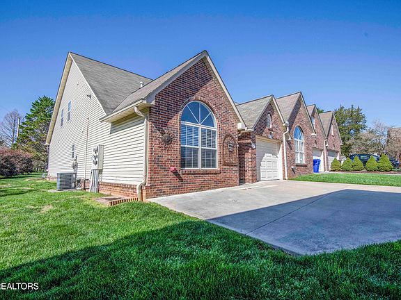 3rd image of 118 Channel Way