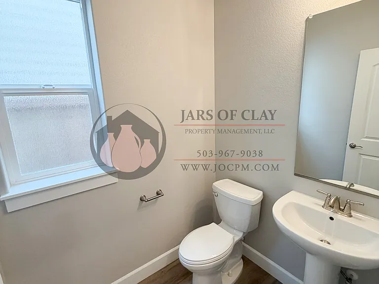1329 Oppek St NE #1329 — Photo 5