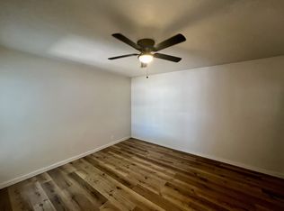 1719 Dewey St #1723, Manitowoc, WI 54220