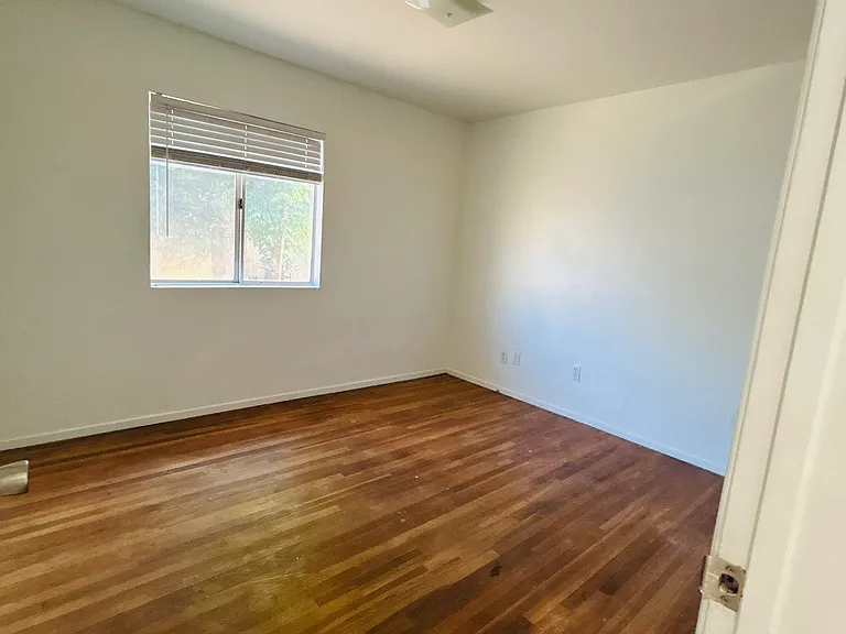 1203 Marline Ave — Photo 6