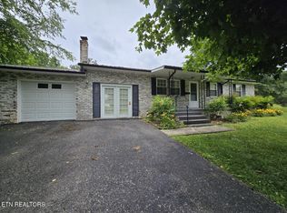 114 Verdun Rd, Oneida, TN 37841
