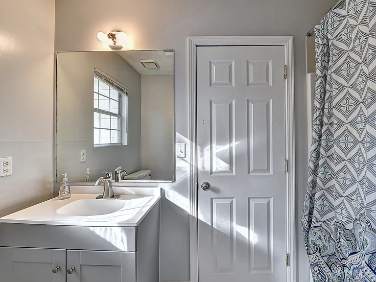 1170 Atlantic Dr NW — Photo 59