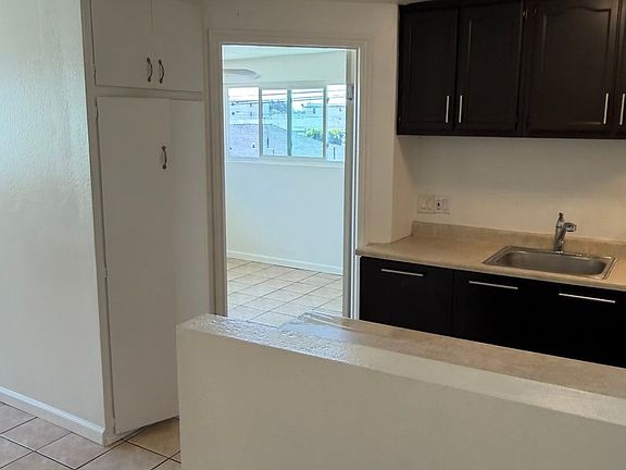 5th image of 12940 Prairie Ave #C