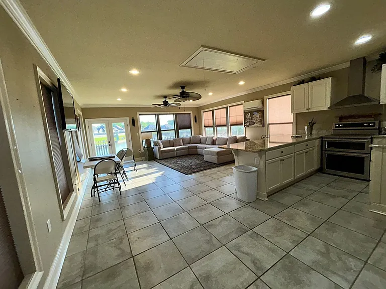 41488 Creekstone Ave — Photo 9