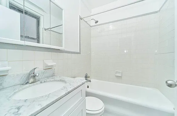 Rented by Living New York | media 4