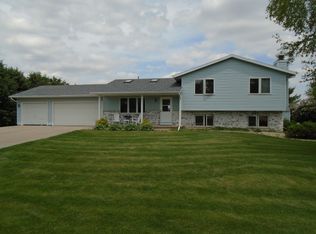 8208 Jade Dr, Lodi, WI 53555
