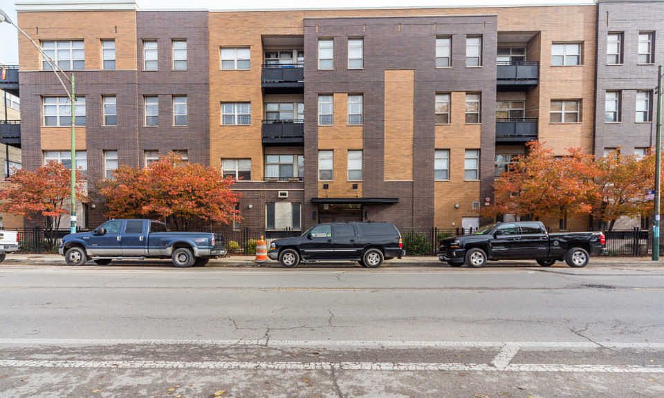1st image of 2951 N Clybourn Ave APT 202