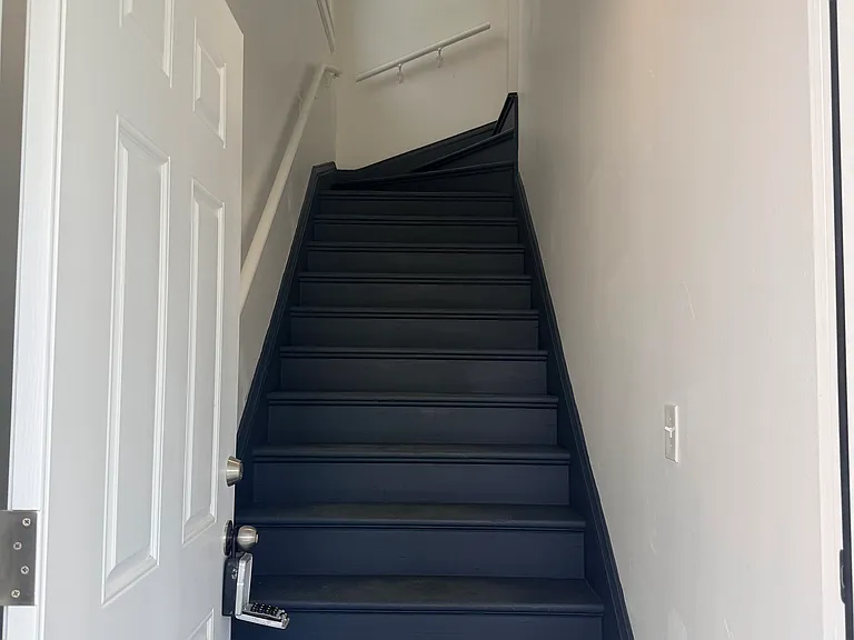 105 Bridgeport Ave #2 — Photo 3