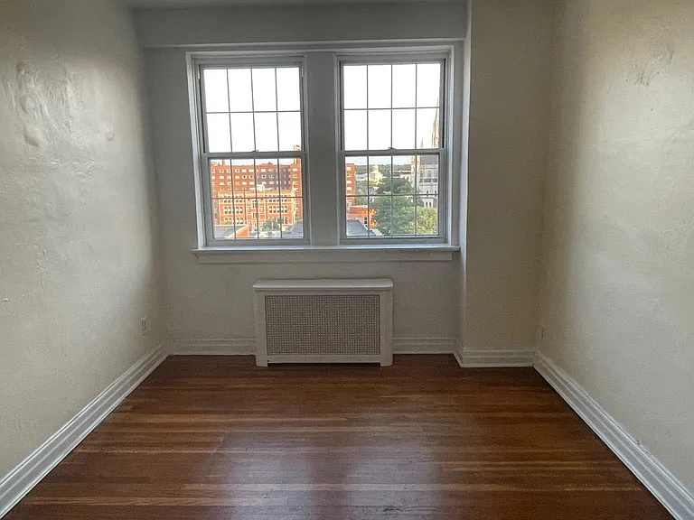 New King Edward Apartments — Photo 261