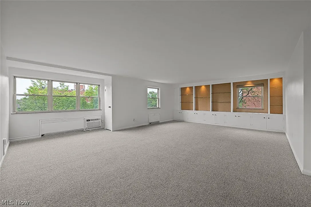 2 bed, 1879 sqft, $1,875 — Photo 1
