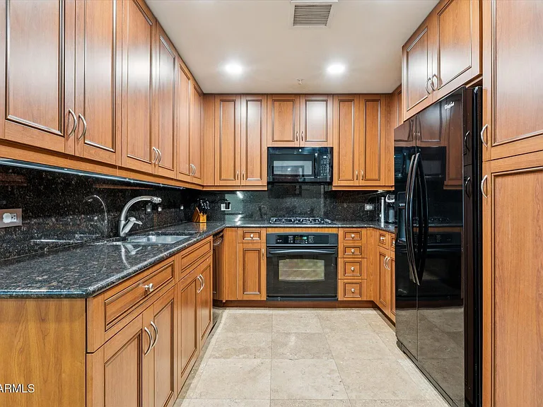 7161 E Rancho Vista Dr #1003 — Photo 9