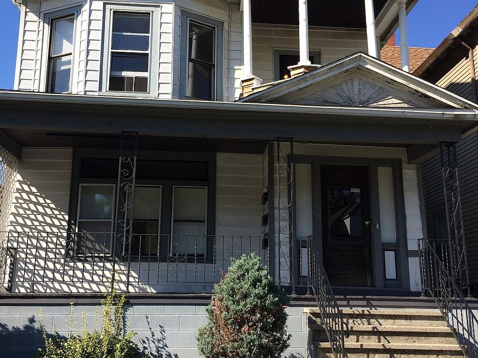 1st image of 1020 Elmwood Ave #3