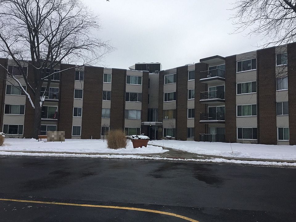 1st image of 140 W Wood St Unit 412