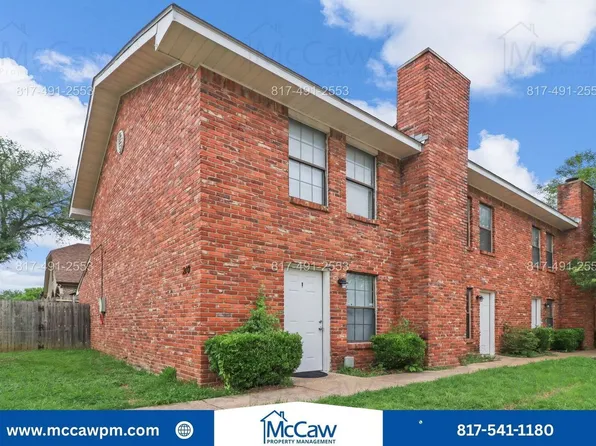 210 Rolston Rd, Irving, TX