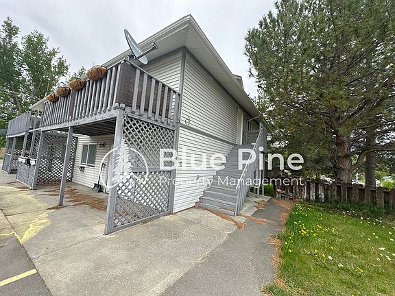2nd image of 205 W 19th St Unit 3