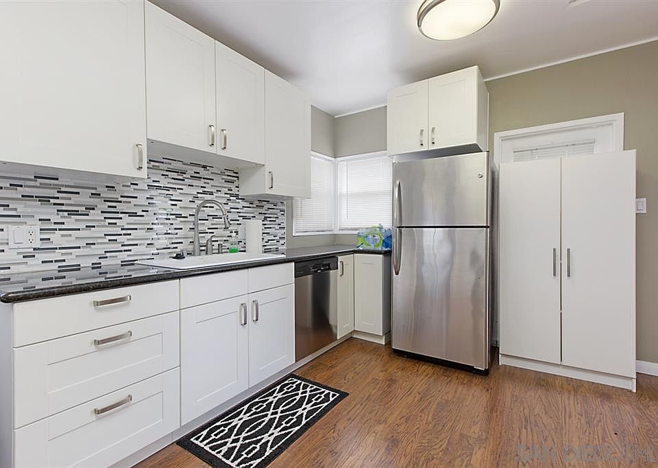 1st image of 133 G Ave