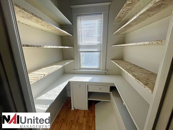 3rd image of 1017 S Cecelia St