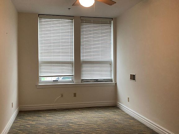 4th image of 218 E Hector St APT 4