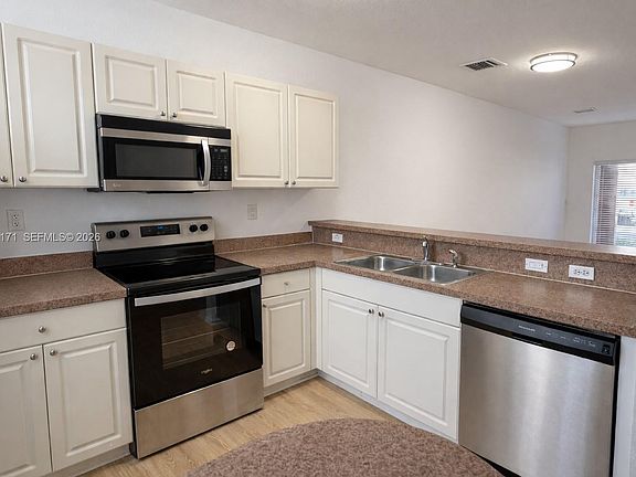 5th image of 17347 NW 7th Ave #904