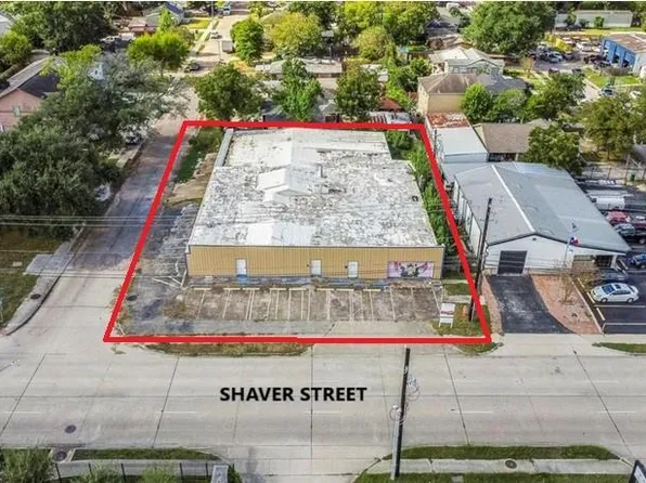 1018 Shaver St, Pasadena, TX 77506