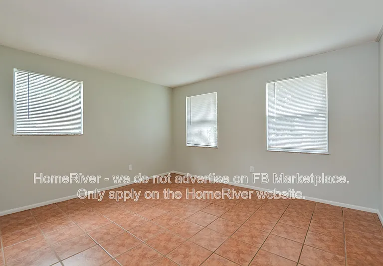 214 Terry Ln — Photo 12