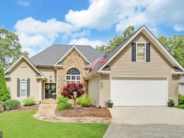 3435 Osceola Trl, Gainesville, GA 30506