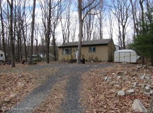 8788 Little John Dr, Kunkletown, PA 18058