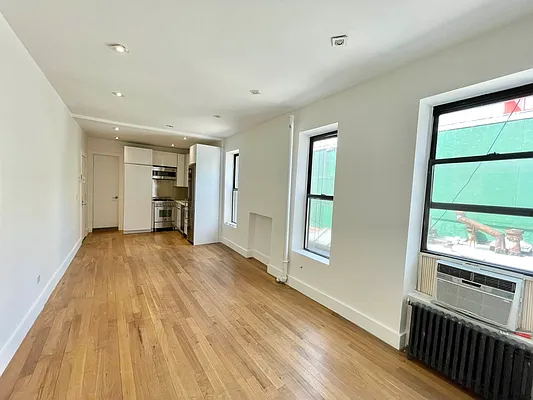 Rented by Vertical Real Estate LLC | media 1