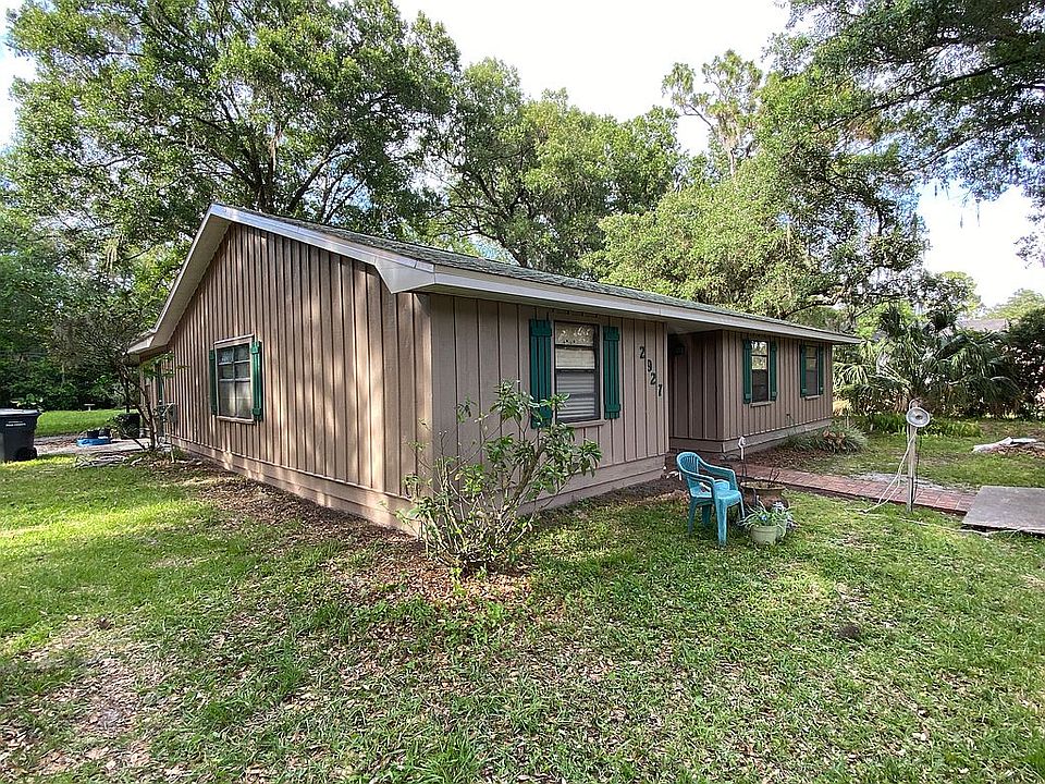 1st image of 2927 Brook Dr