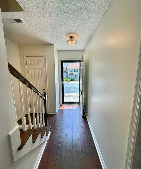 3789 Greenes Xing — Photo 4