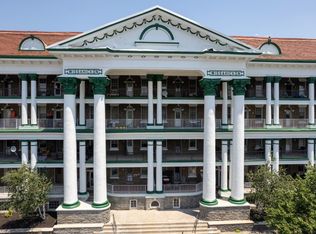 5225 Schuyler St #B206, Philadelphia, PA 19144