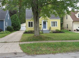 27 Huntington Ct, Hamburg, NY