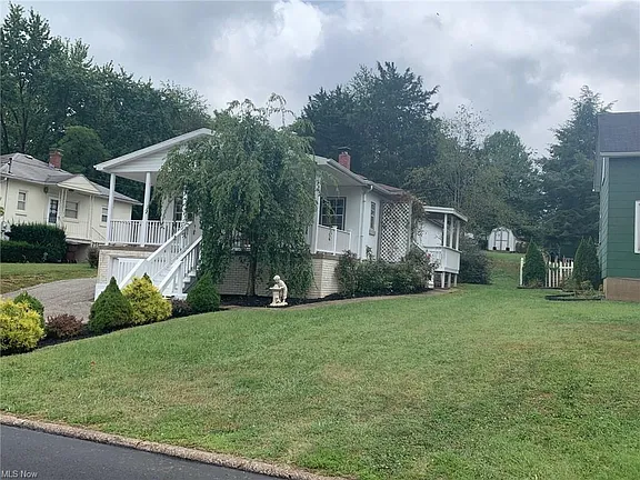 908 Lancaster St Marietta Oh 45750 Mls 4309050 Zillow