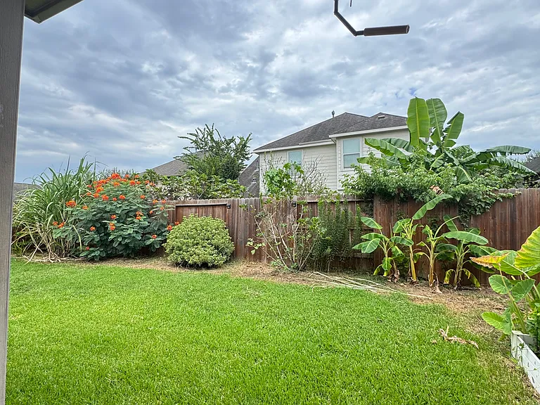 11931 Green Colling Park Dr — Photo 19