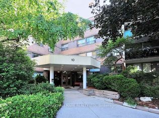 10 Sunrise Ave #212, Toronto, ON M4A 2R1