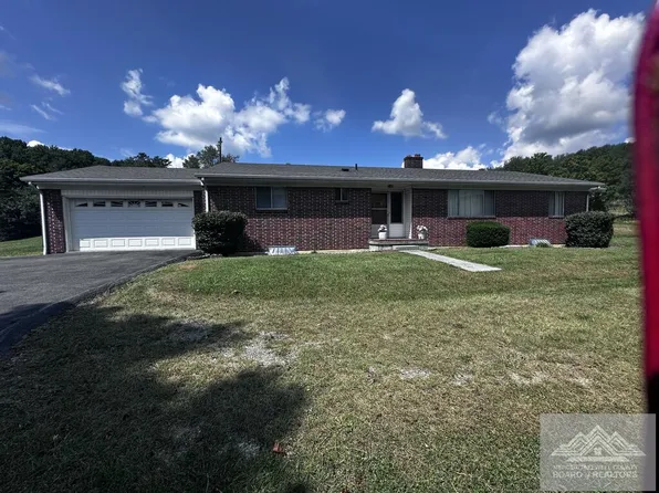 35933 Governor G C Peery Hwy, Bluefield, VA 24605