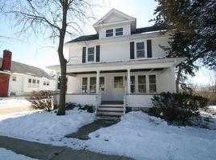 203 Evans Ave, Aurora, IL 60505