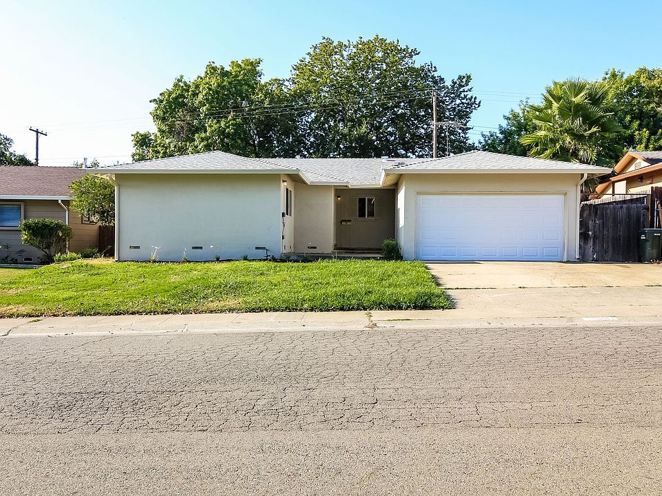 1st image of 5224 Fernwood Way