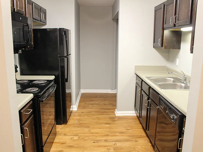 Springridge Apartments — Photo 11