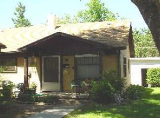 920 W 11th St APT 3, Medford, OR