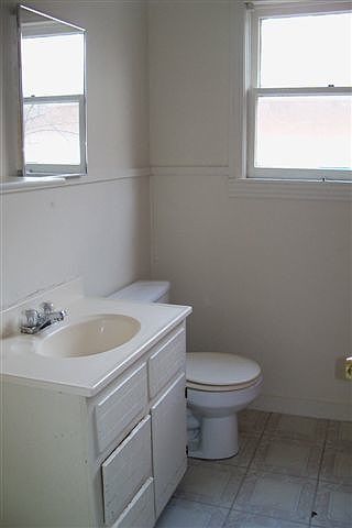 2nd image of 2123 Summer Ave