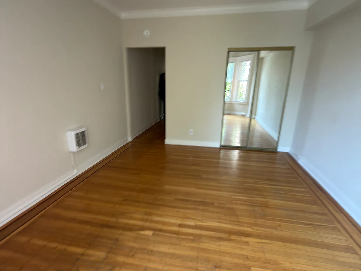 Studio, 375 sqft, $2,000 — Photo 2