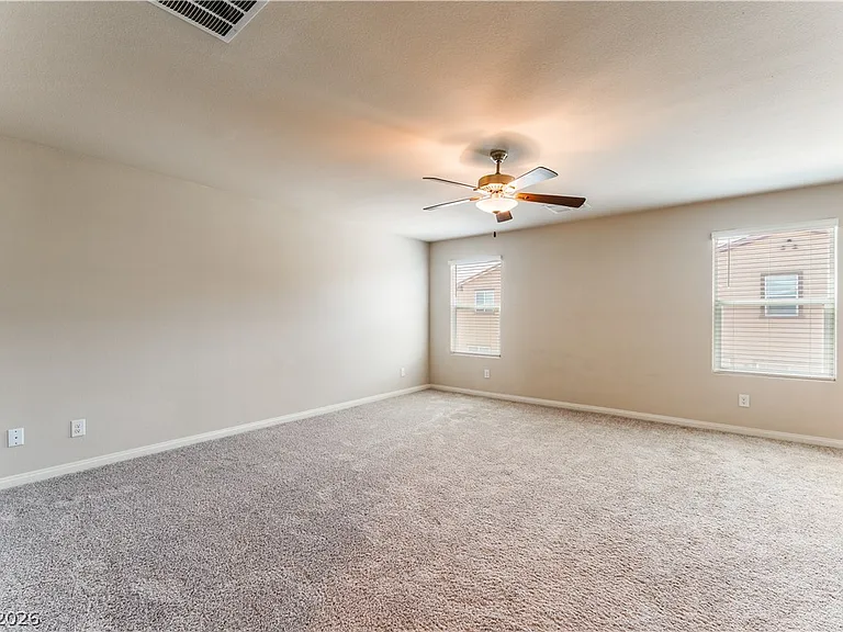 3811 Andorian Ave — Photo 24