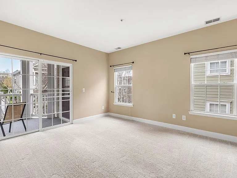 8045 Bienville Dr #5 — Photo 8